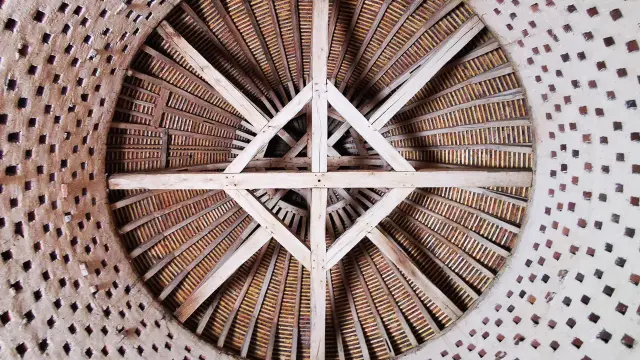 Détail pigeonnier Commanderie d'Arville